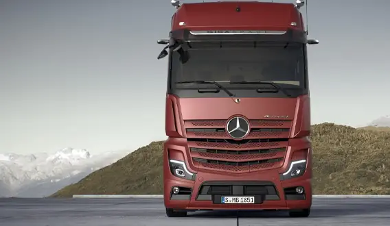 Mercedes Hamecher - Actros L vue avant