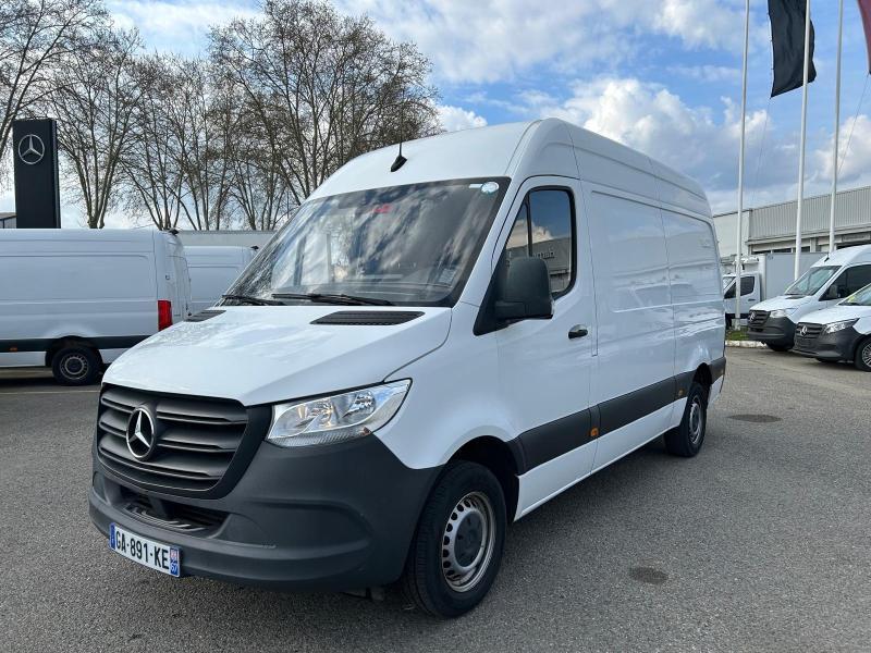 Photo MERCEDES-BENZ Sprinter Fg 315 CDI 37 3T5 First Propulsion Léger